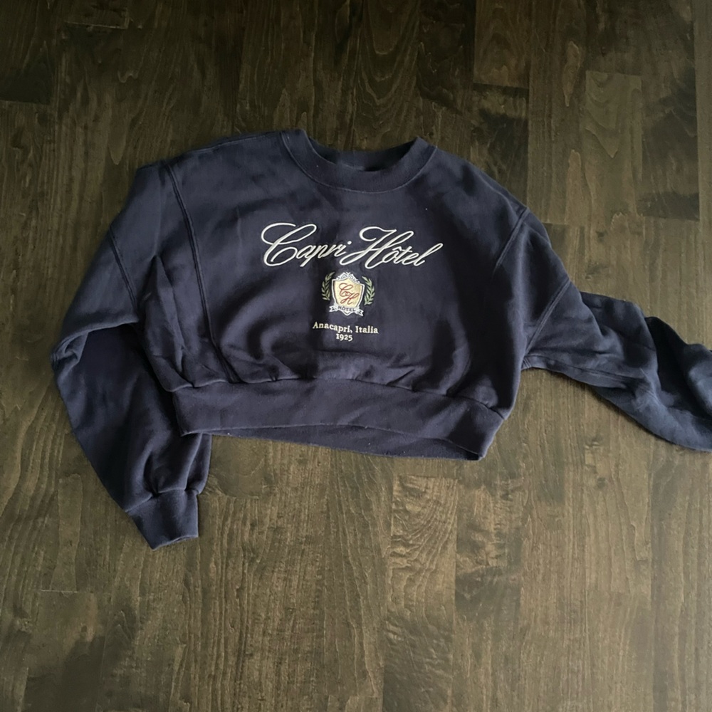 Abercrombie & Fitch Graphic Sweatshirt